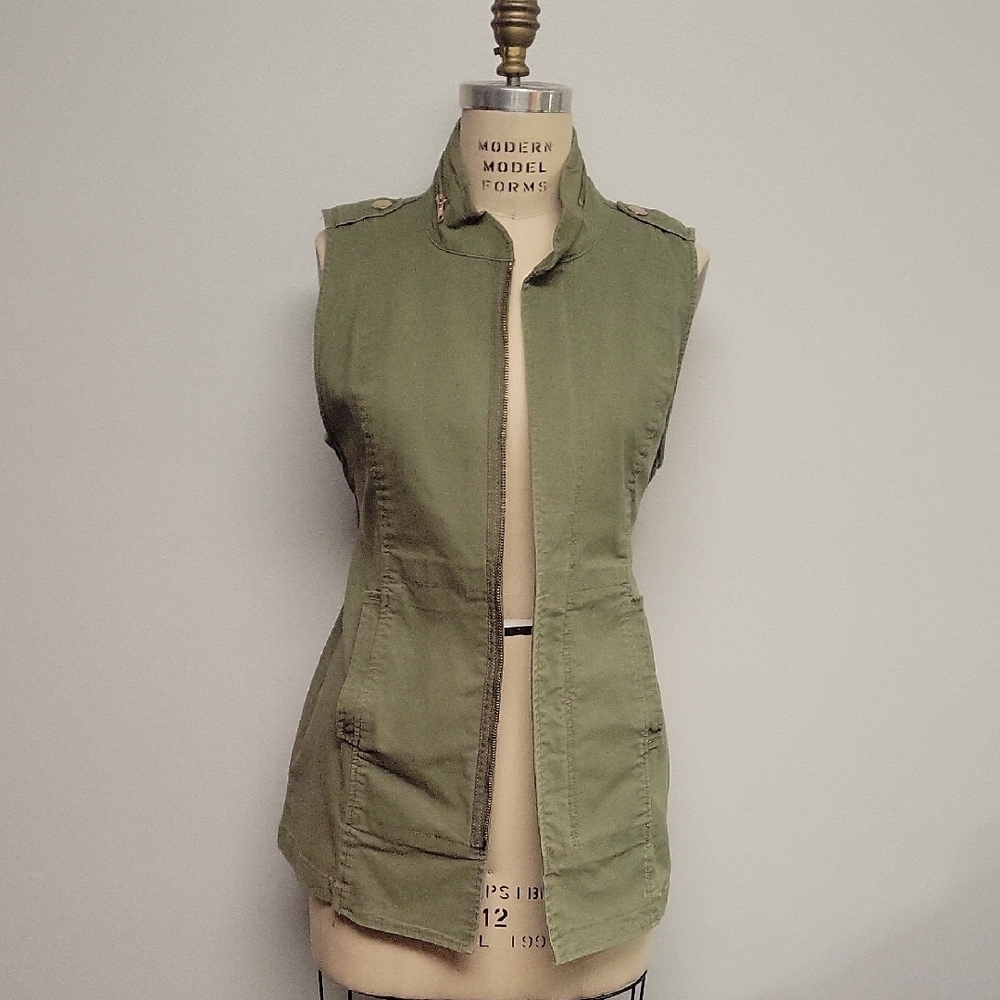 CAbi Khaki Green Women's Military Style Vest